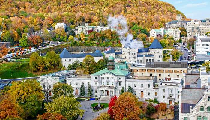 5 Universitas terbaik di Montreal Canada Yang Paling Banyak Diminati