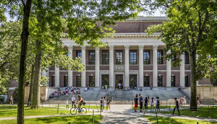 10 Universitas Terbaik di Boston Untuk Kuliah