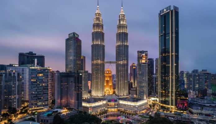 10 Universitas Terbaik di Malaysia 2025, Calon Mahasiswa Wajib Tahu!